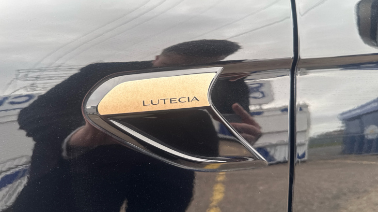 Renault Clio 1.6 E-TECH Hybrid 140 Lutecia SE 5dr Auto Hybrid Hatchback